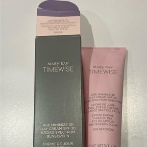 Mary Kay Timewise Age Minimize Day Cream SPF - Combination to Oily